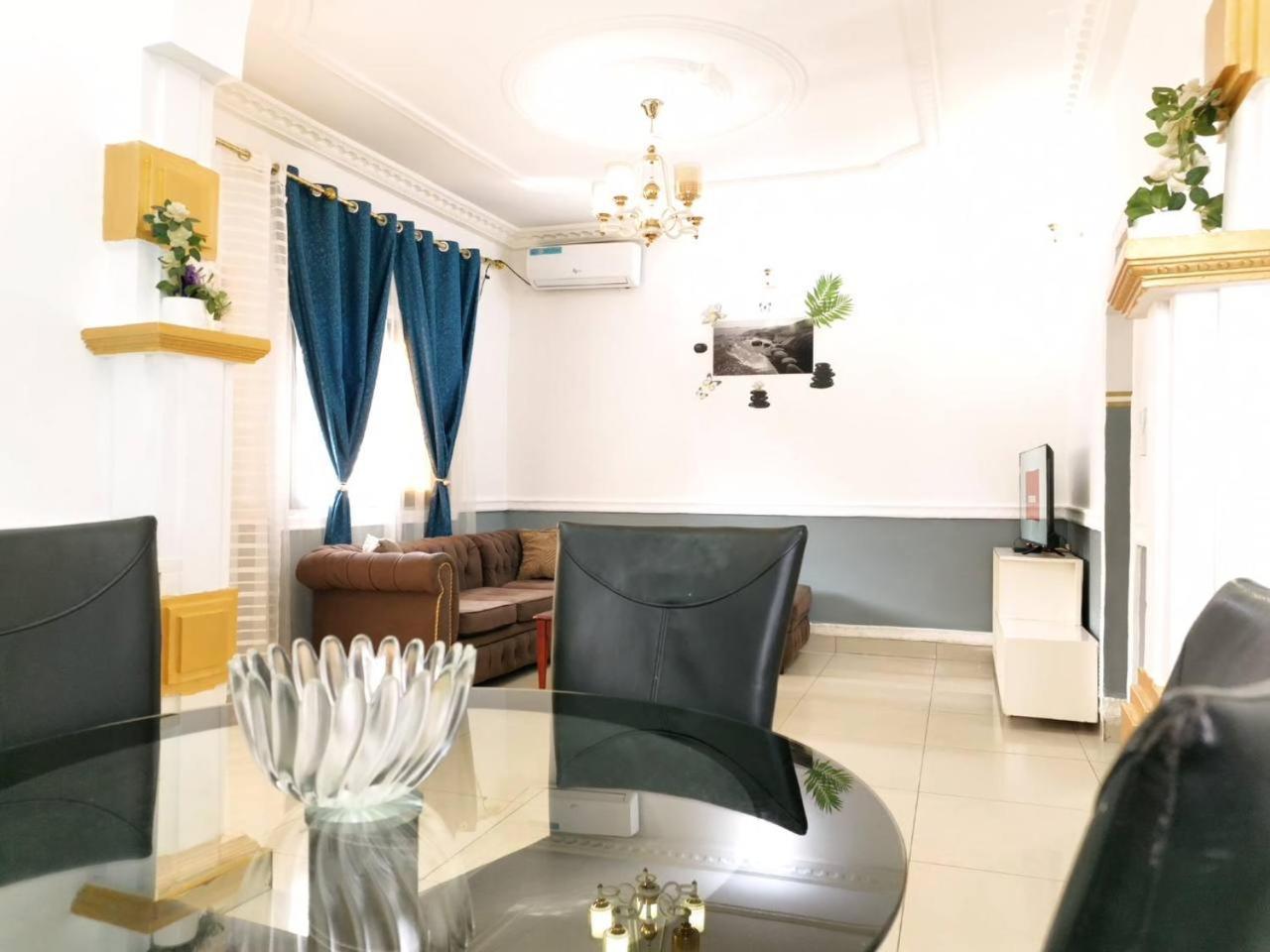 Appartement Meuble 3Ch Yaounde Omnisport - Tigson Exterior foto
